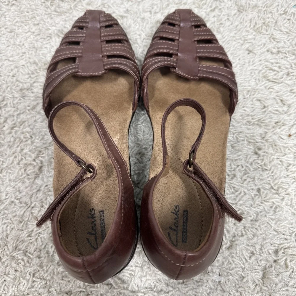 Clarks‎ Wendy River Brown Leather Closed Toe Comfort Shoes Womens 9M Wedge Work